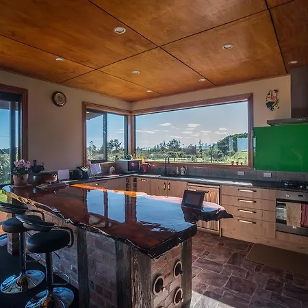 Koru Beachfront Holiday Cabins & Hot Tub Barrytown Exterior foto