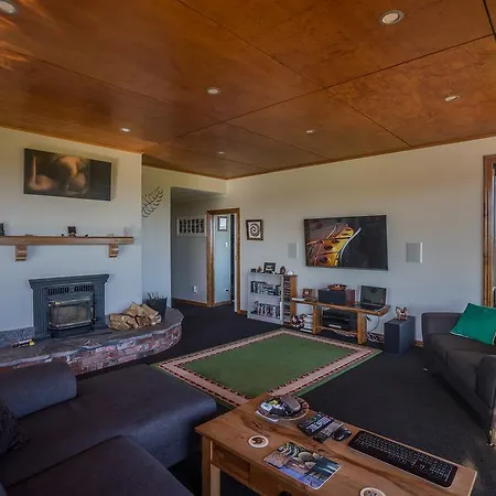 Koru Beachfront Holiday Cabins & Hot Tub Barrytown Exterior foto